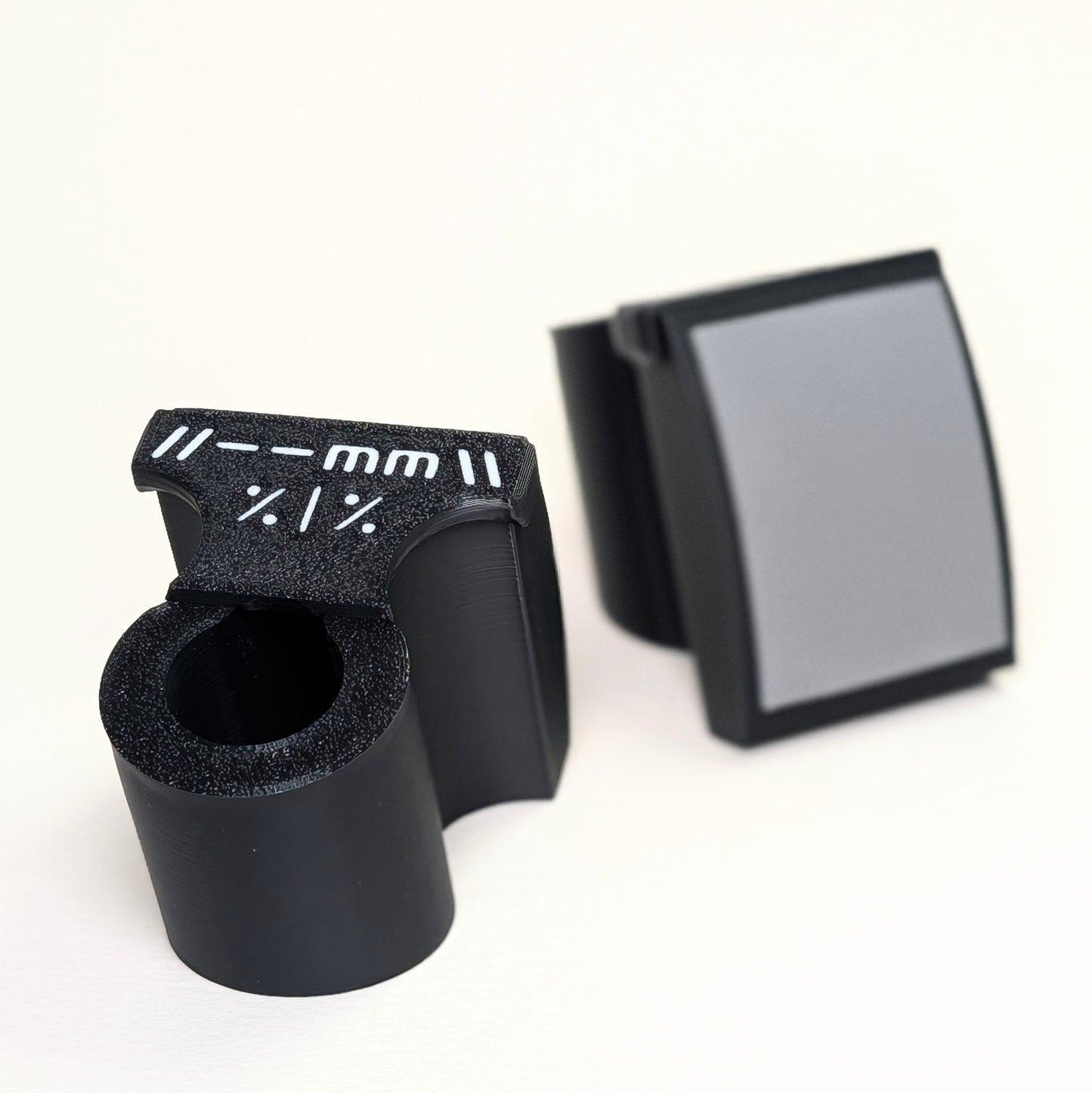 .6mm Line : 56% / 44%
